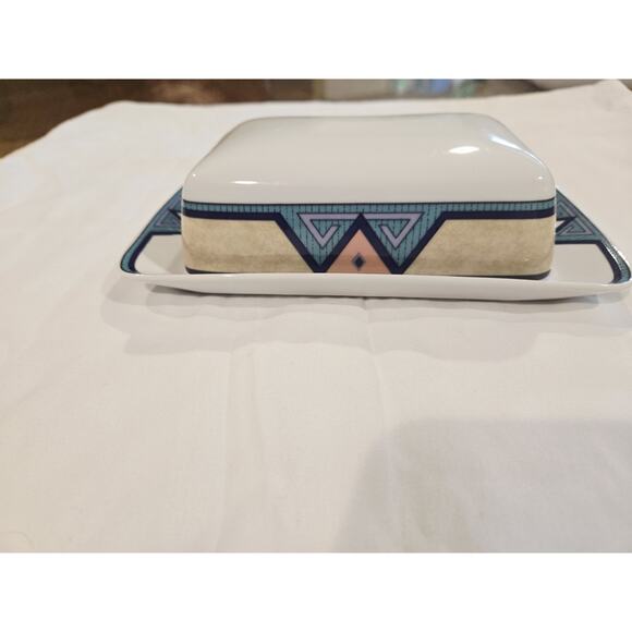 Christopher Stuart Y0232 Butter Dish with Lid - Picture 1 of 6